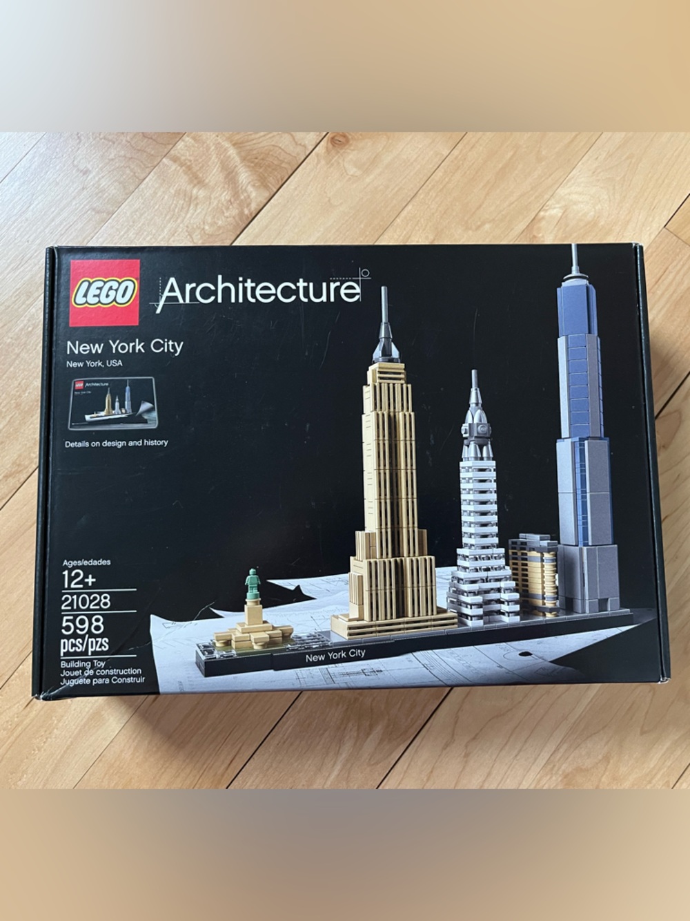 LEGO New York City 21028 - Retired